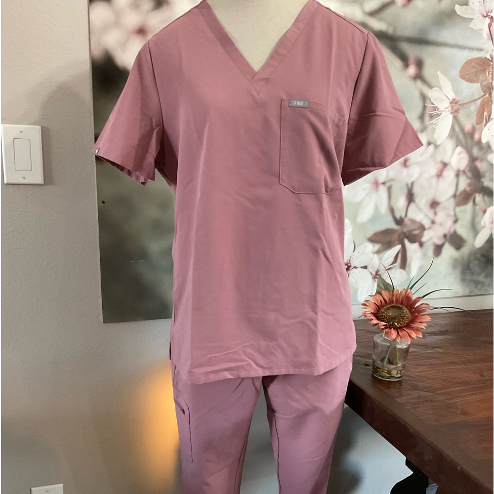 FIGS Top Uniform